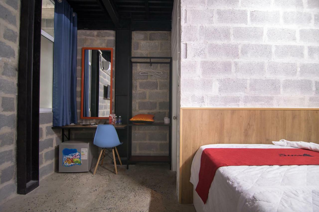Reddoorz Plus @ Ung Van Khiem Street Ho Chi Minh-stad Buitenkant foto